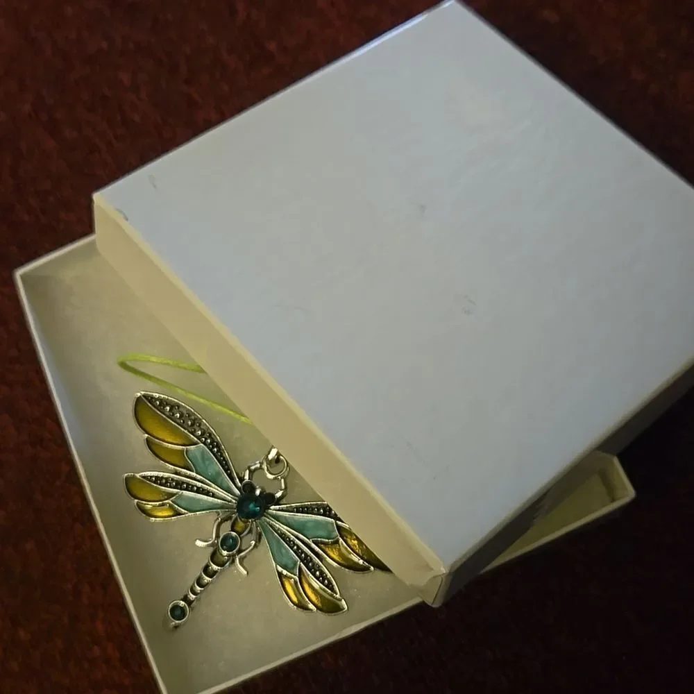 Dragonfly Pendant Necklace with Green Ribbon With Rhinestones